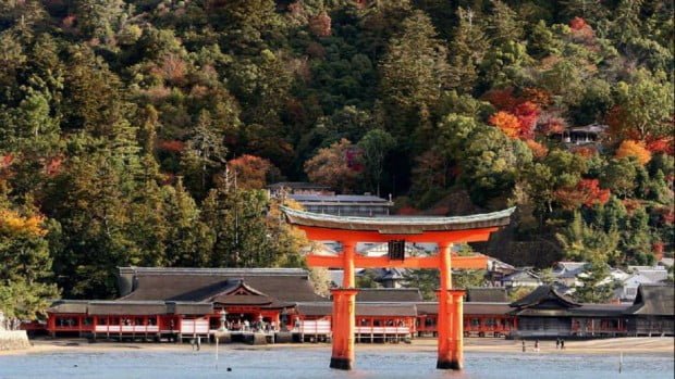 Đền Itsukushima