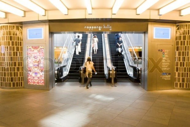 1633119-james-hardy-altopress-maxppp-roppongi-hills-shopping-mall-tokyo-japan