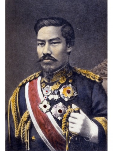 thien-hoang-minh-tri_nhat-ban