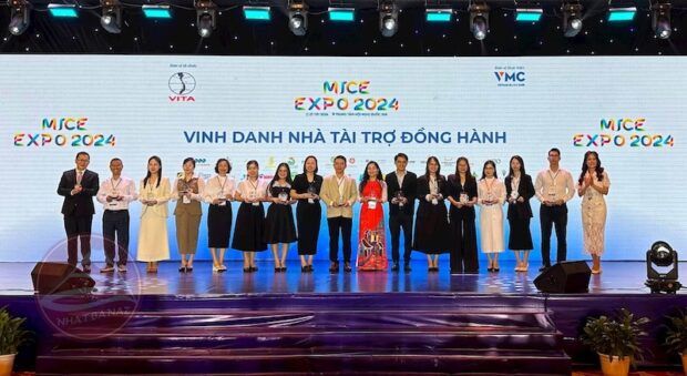 NhatbanAZ tham gia MICE EXPO