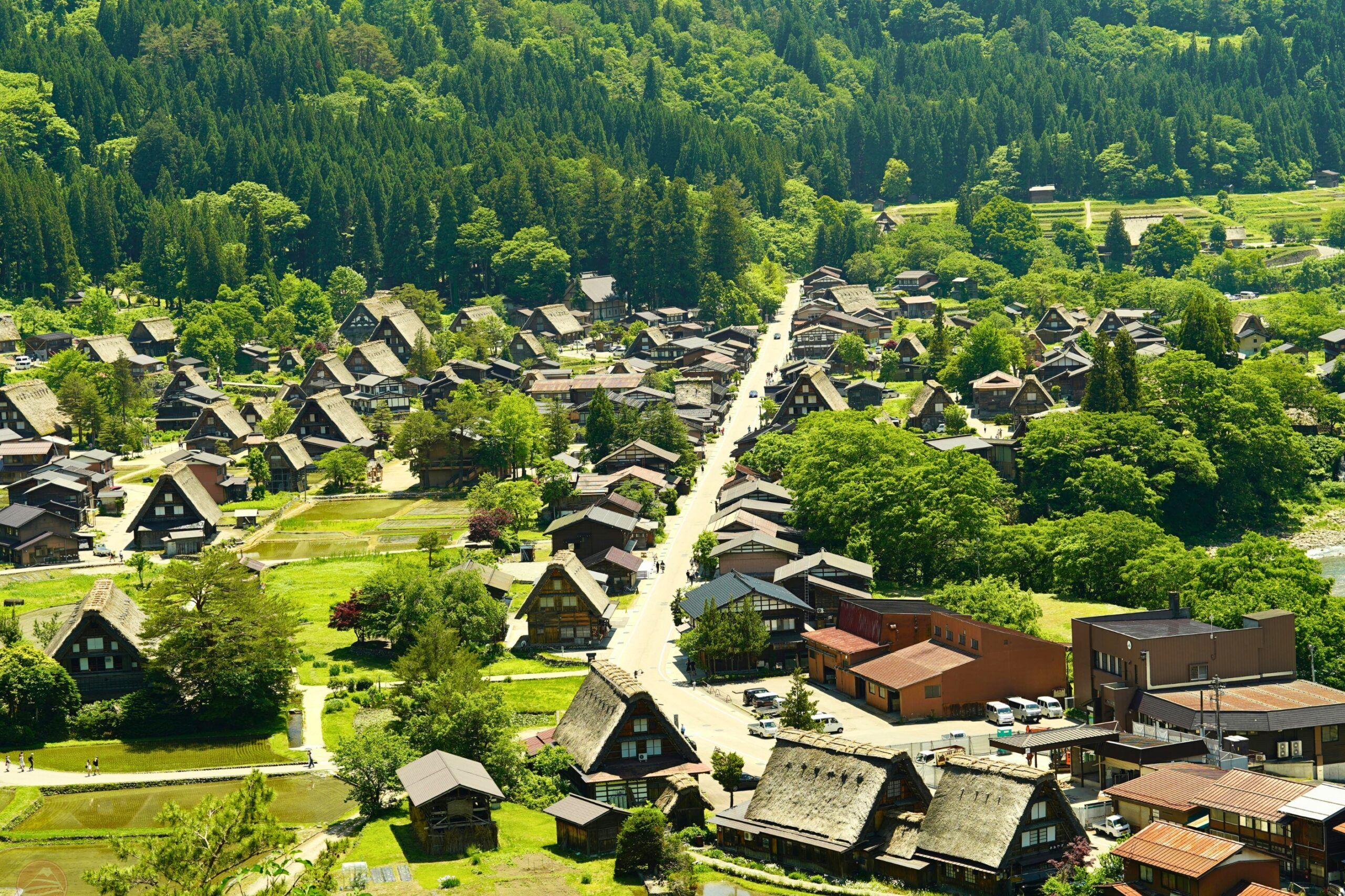 Shirakawago – Ngôi làng cổ tích giữa đời thực