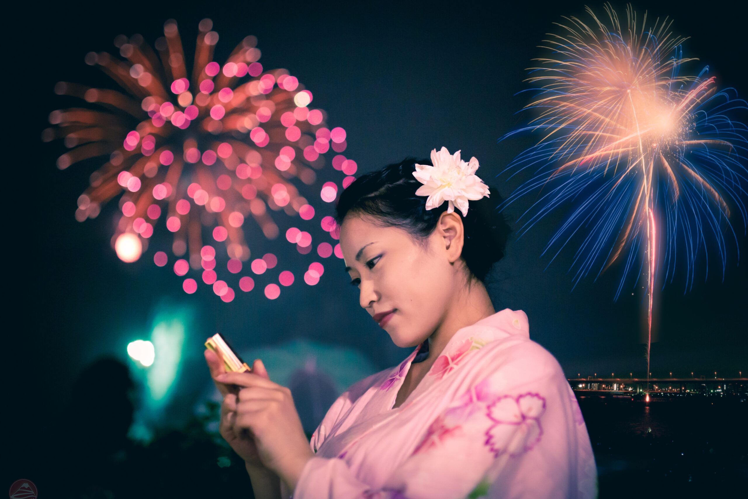Trải nghiệm mặc yukata và dạo phố đêm Nhật Bản