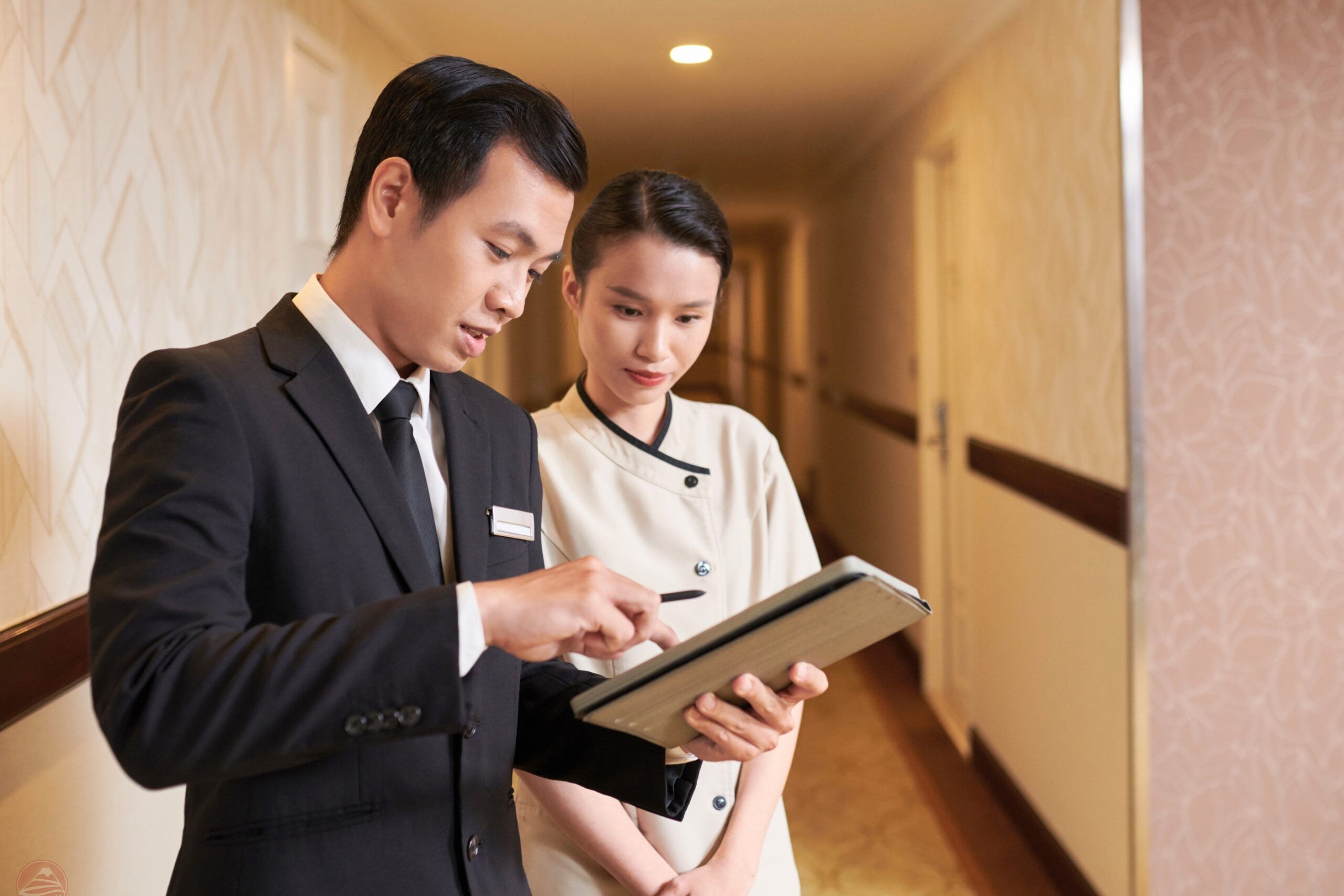 Điều chỉnh số lượng phòng