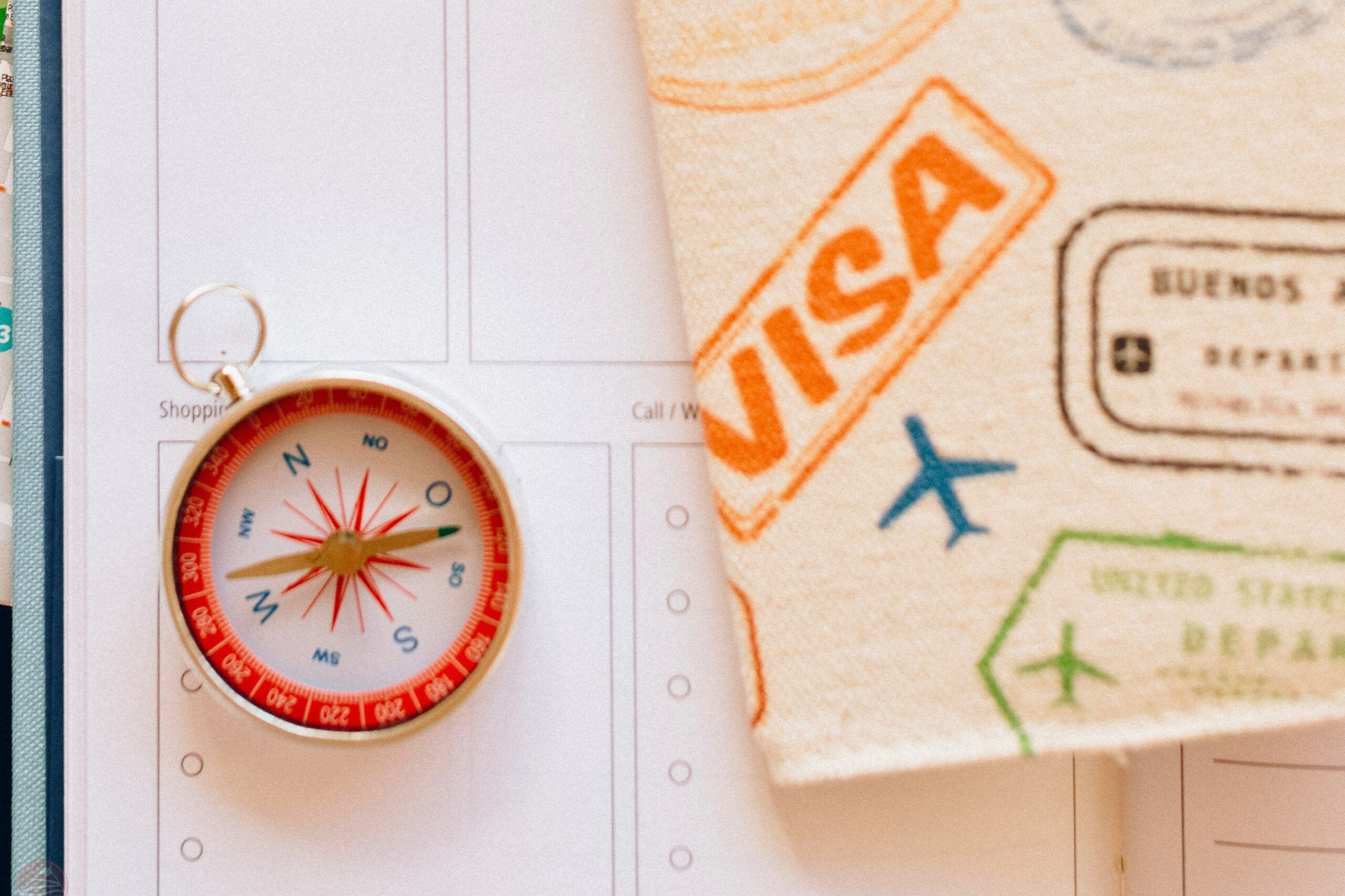 Tự làm visa hay sử dụng dịch vụ?