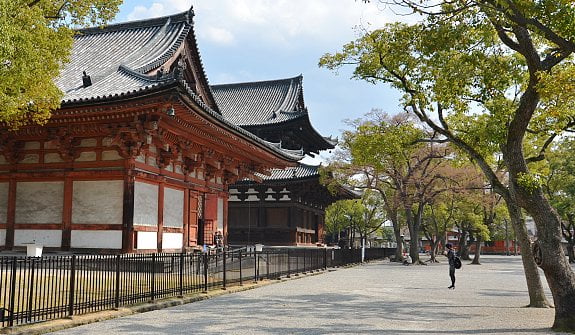 Chính điện chùa Toji ở Kyoto, Nhật Bản