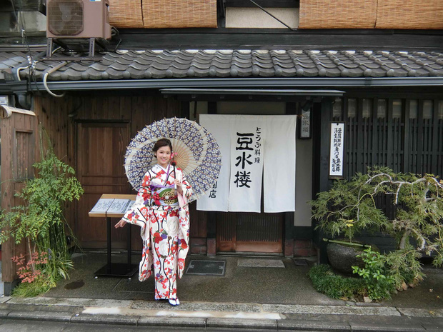 Hoàng Yến Chibi với Kimono