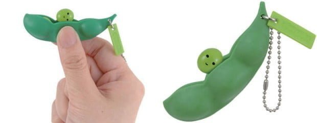 japanese-popping-edamame-keychain-xl