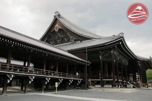 Nishi-hongan-ji-temple-kyoto